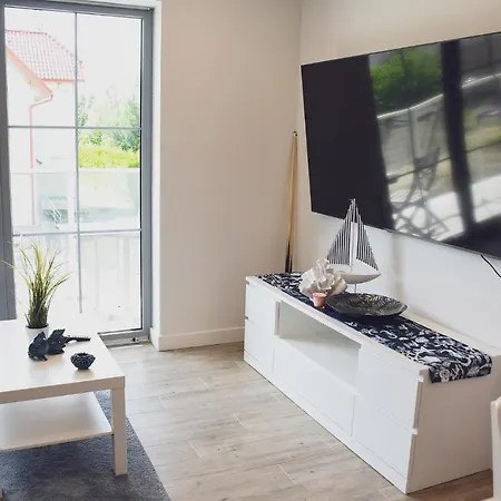 Apartment Wrzosowa Debki